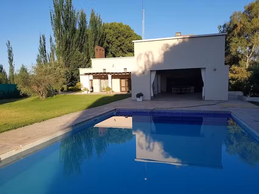 Querencia Lodge Lunlunta