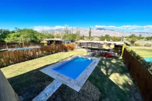 Quinchos & Cabañas del Monte