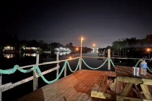 Refugio Rio Santiago