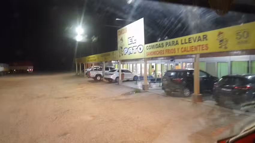 restaurant el pato hospedaje