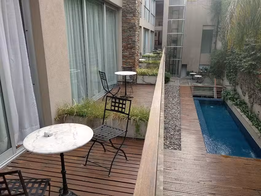 San Isidro Plaza Hotel