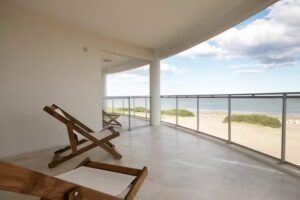 Sea Breeze by Celtis Cariló