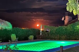 Sunny Day, Cabañas y Regionales