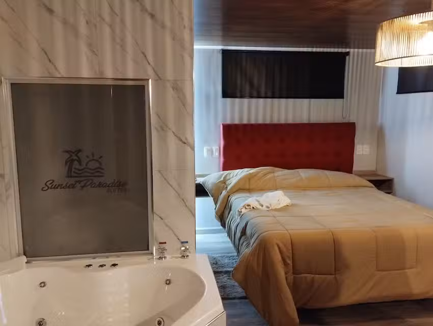Sunset Paradise Suites