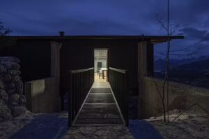 The Stoic Unique House