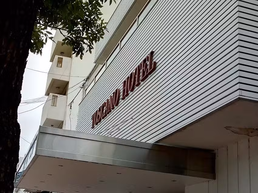 Toscano Hotel & Café