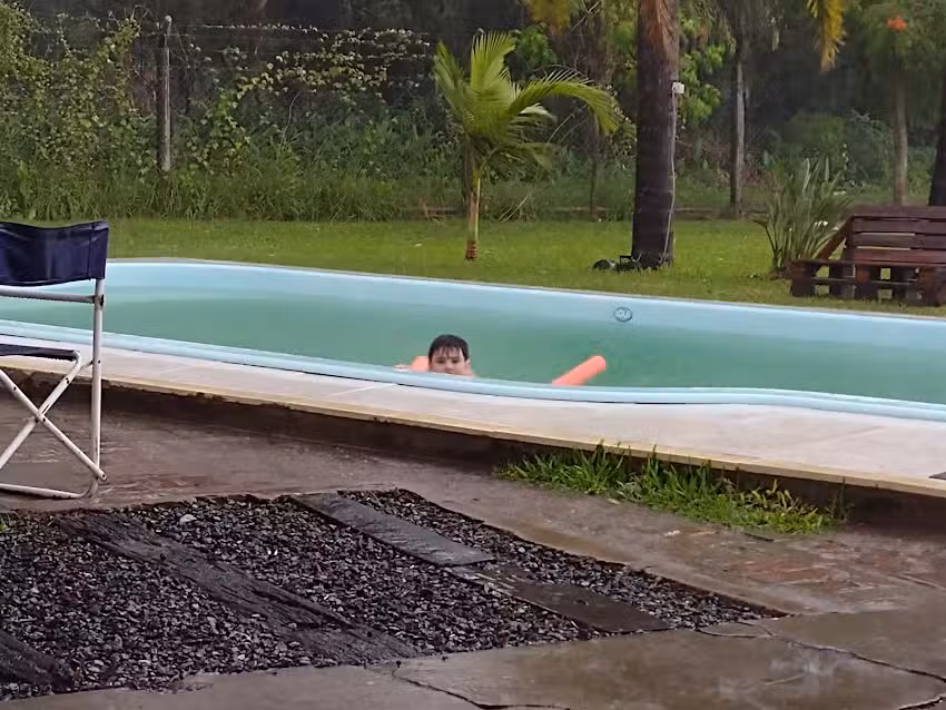 White & Green Motel/Hotel