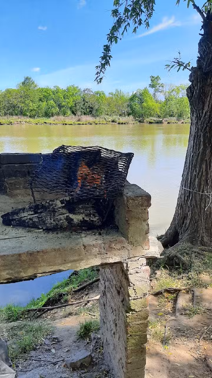 Zarate Camping La Nueva Azulada